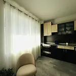 Aqua Blue 38 Penthouse Sunny شقة
